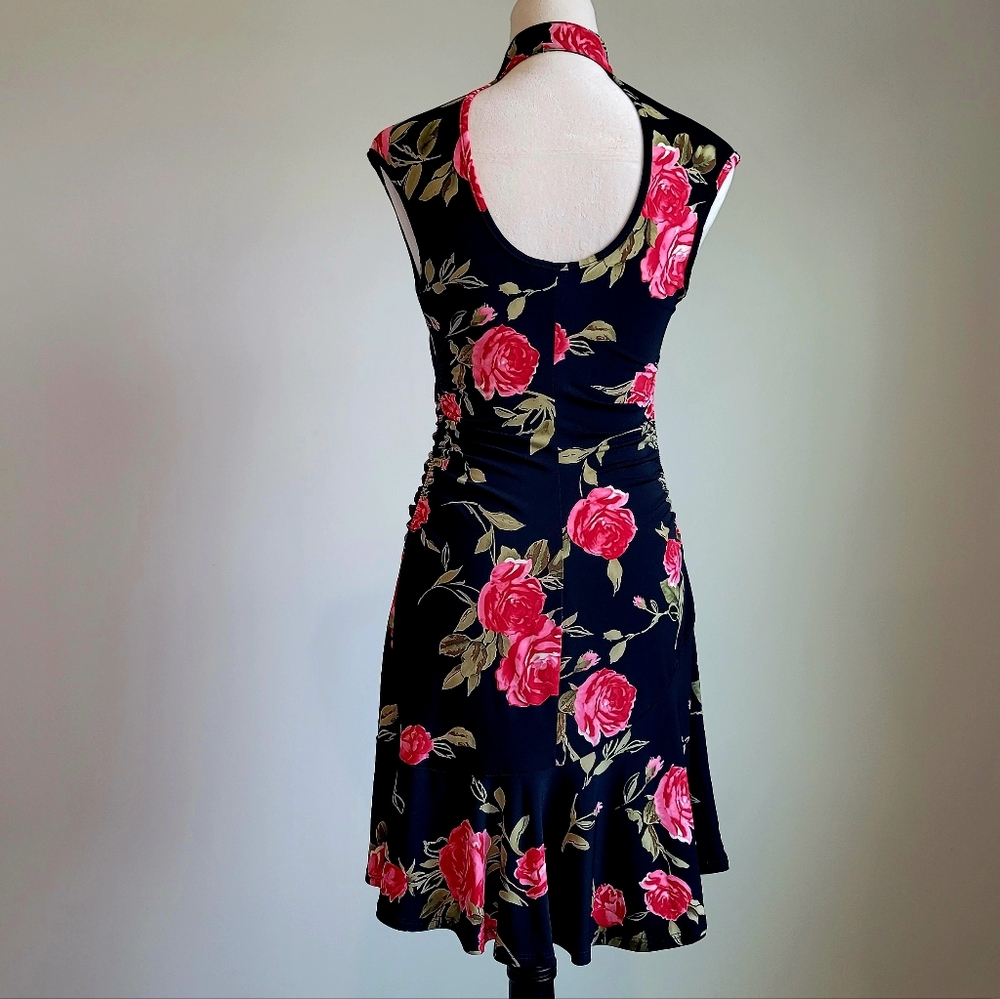 NWOT Guess Collection Mid-Length Dress Black W/Roses Print Asymmetrical Front M - Picture 5 of 8